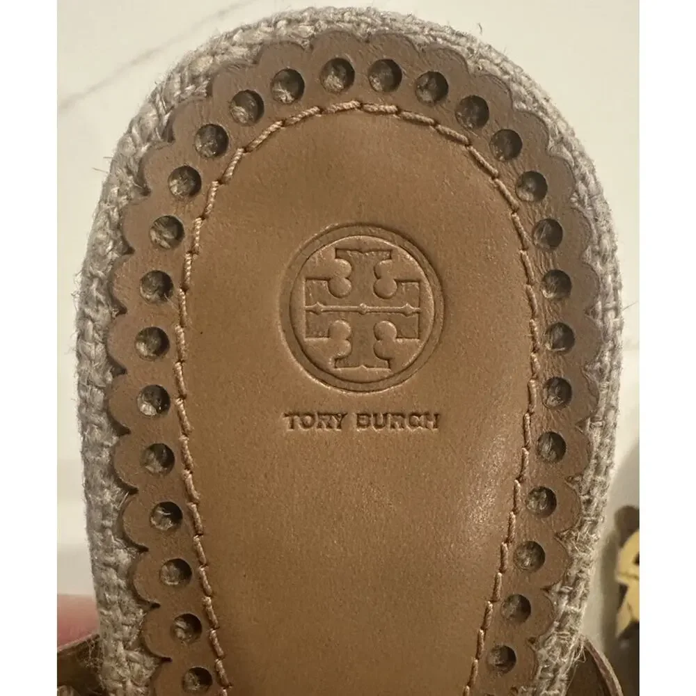 TORY BURCH Gold Cutout Laser Cut Leather Heel- 9.5M